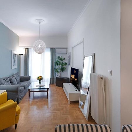 Spacious City Center Apartment Athén Kültér fotó