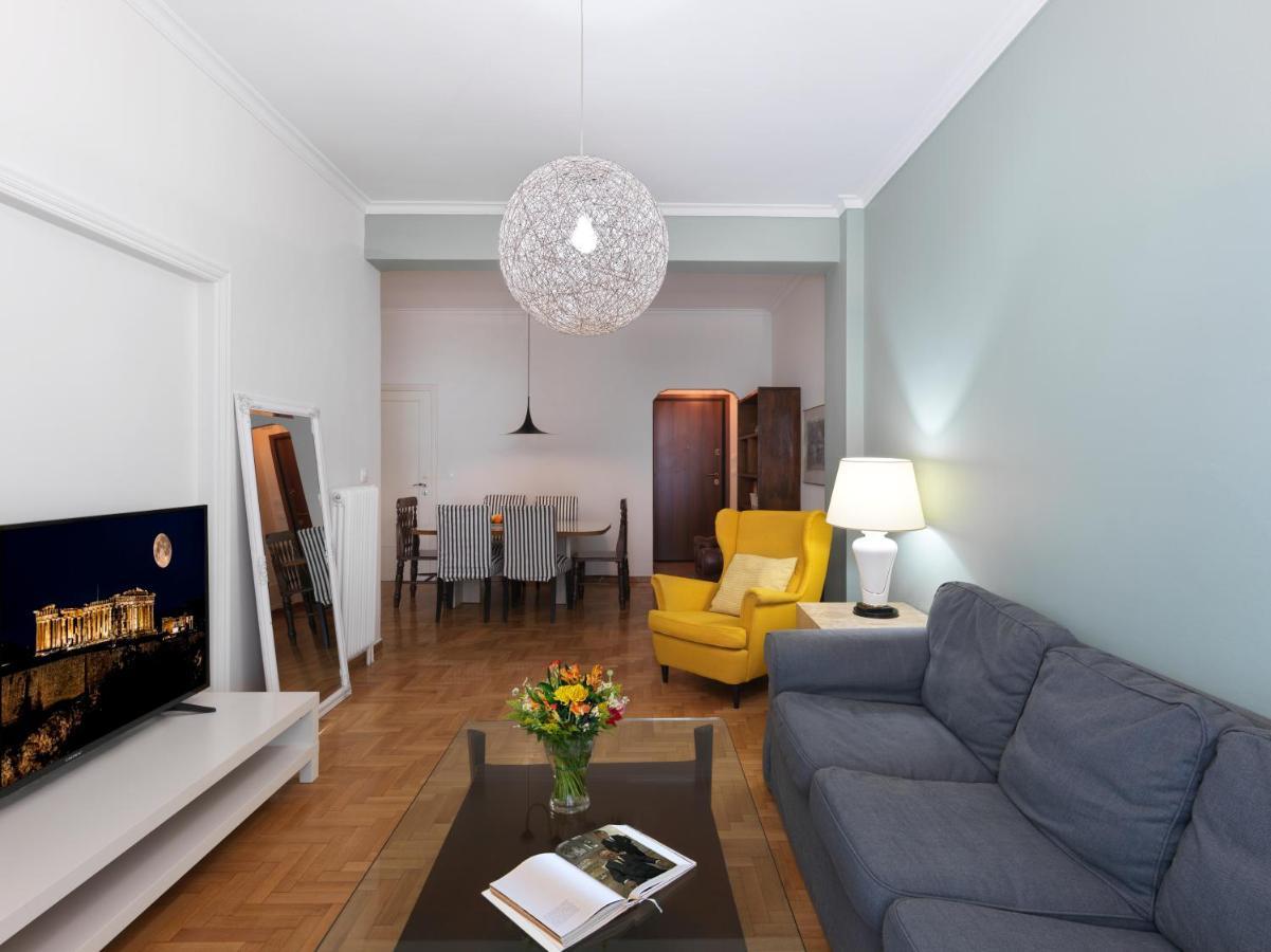 Spacious City Center Apartment Athén Kültér fotó